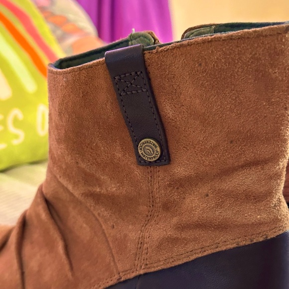 ⭐️THE NORTH FACE Leather Wedge Waterproof Zip Boots, Sz. 10, Excellent! 🤍 - Picture 5 of 15